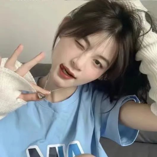 美女头像真人甜美_美女自拍