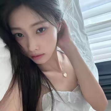 美女高雅造型_美女自拍