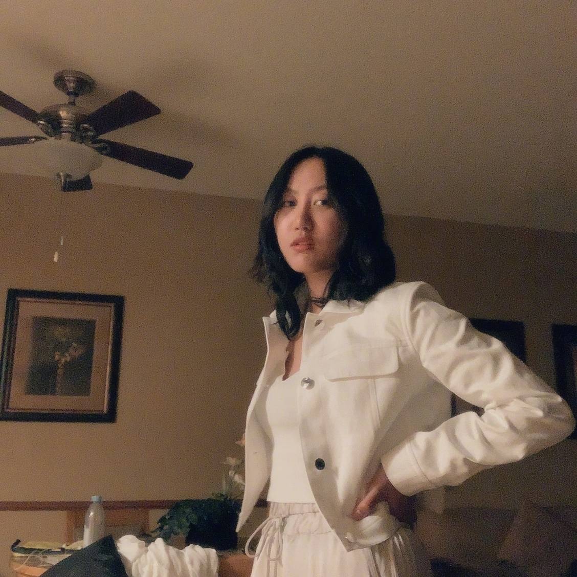 美女高雅造型_美女照片