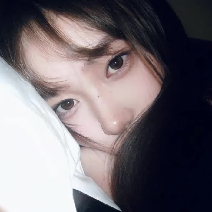 美女自拍_美女头像真人