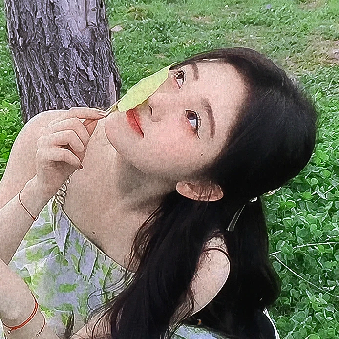 美女照片背影侧面_美女头像