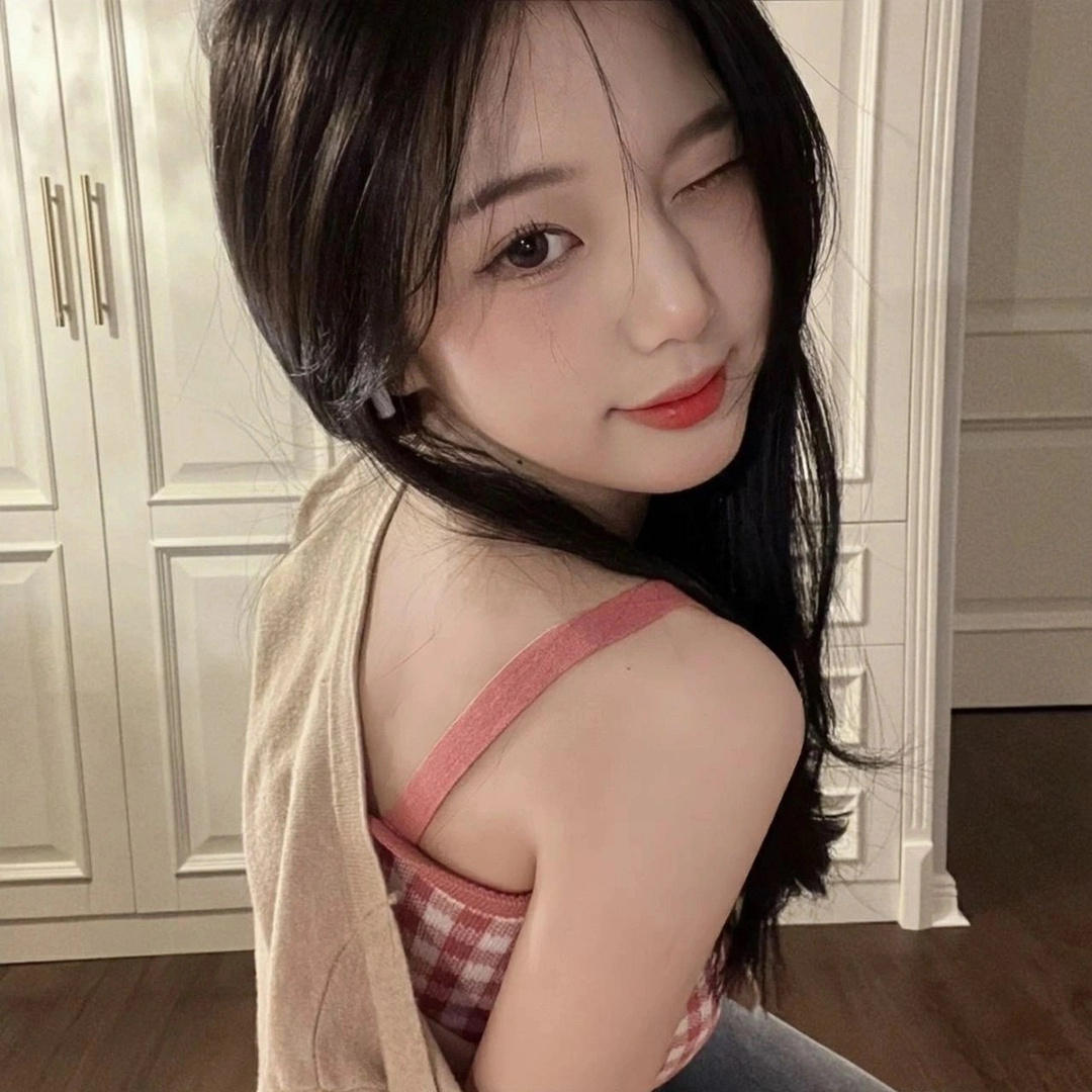 美女图片微信头像真人背影_美女头像甜美
