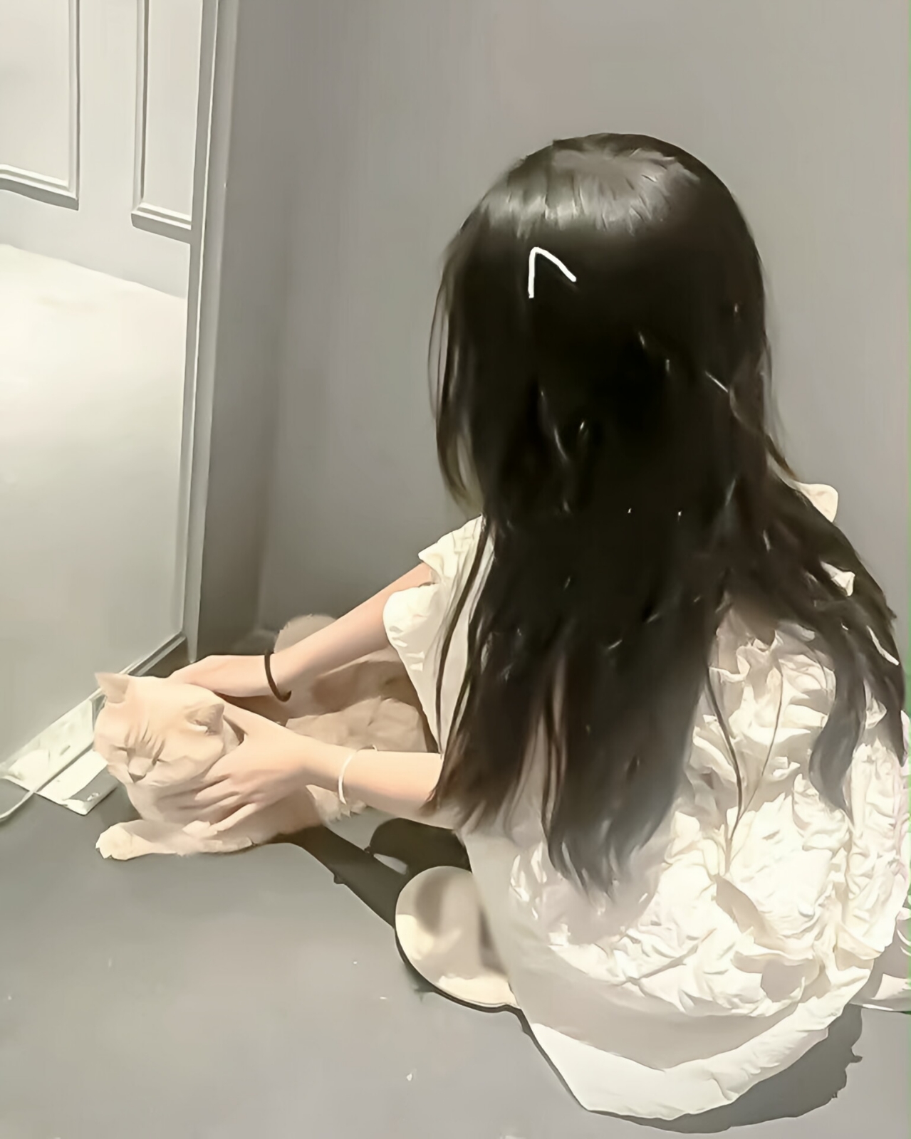 美女高雅造型_美女头像真人甜美
