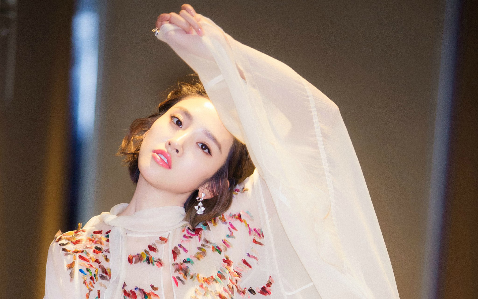 美女照片头像霸气_美女头像