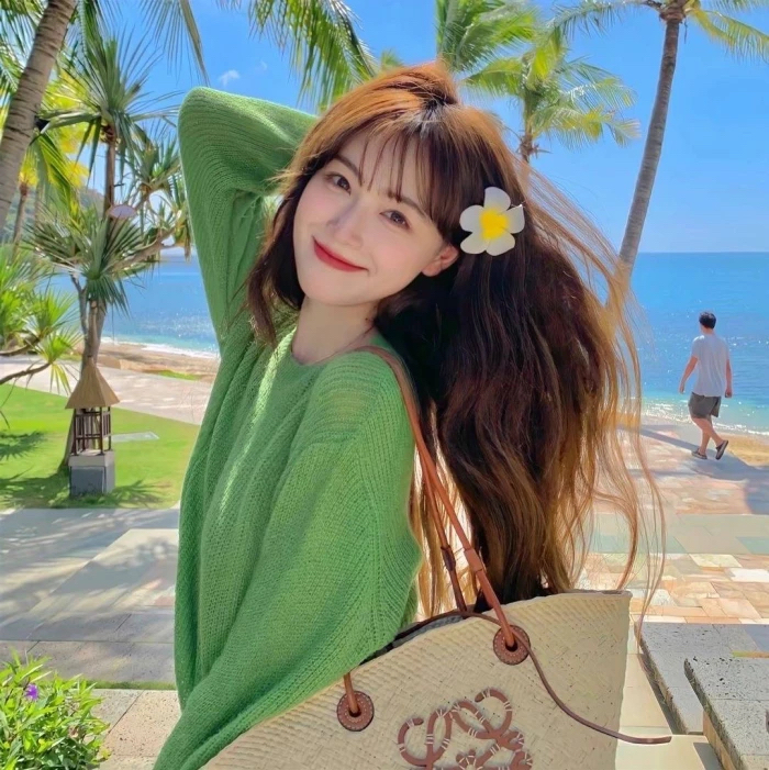 美女头像甜美头像气质_美女高雅造型