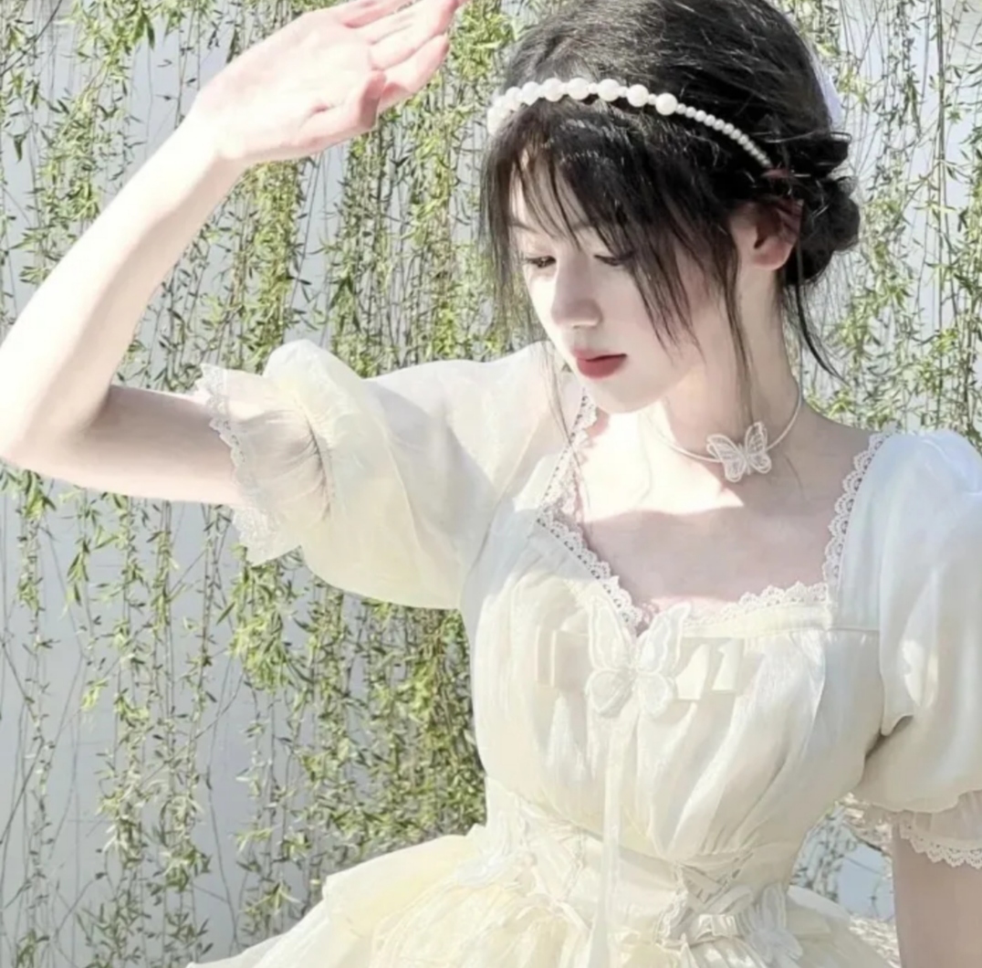 美女图片微信头像高清头像_美女图片微信头像侧脸