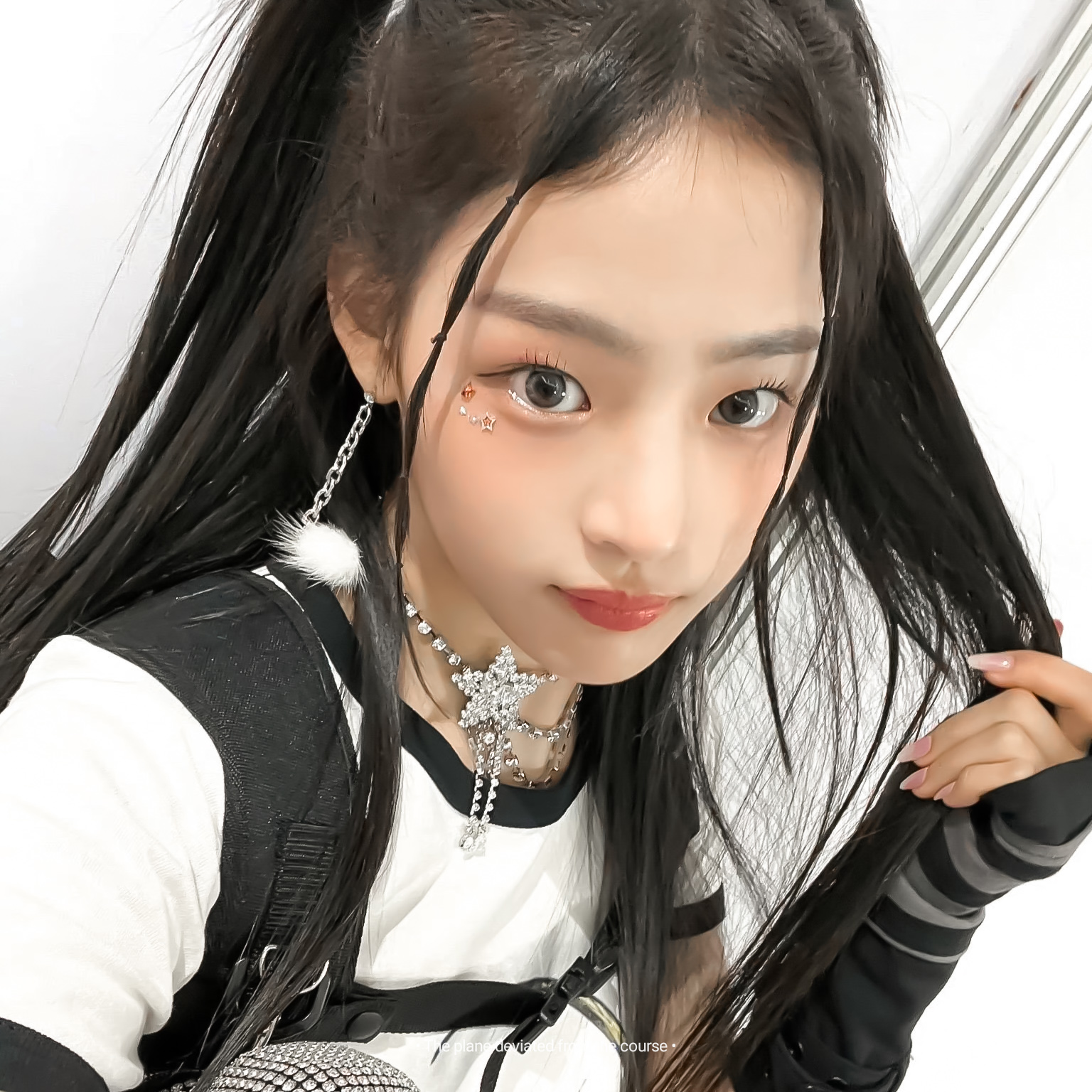 美女头像甜美_美女头像真人背影