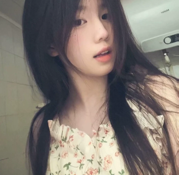 美女壁纸全屏_美女壁纸动漫