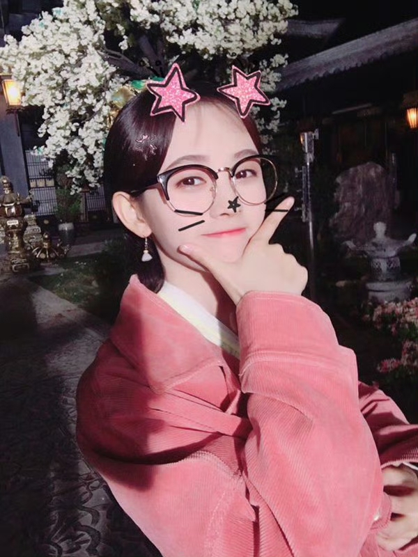 美女照片_美女图片微信头像侧脸
