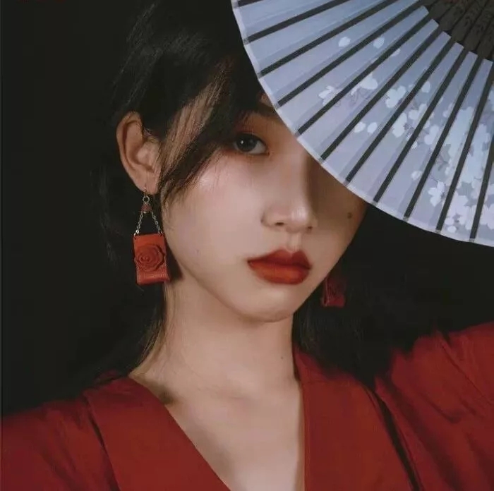 美女头像甜美_美女头像真人