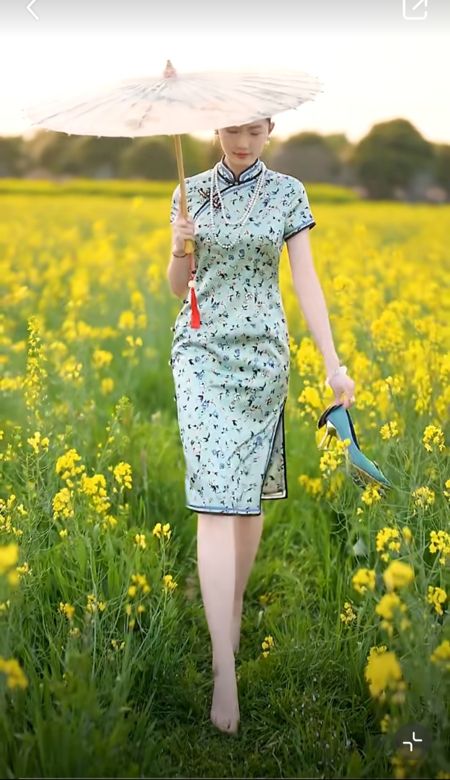 美女图片微信头像侧脸_美女图片微信头像真人背影