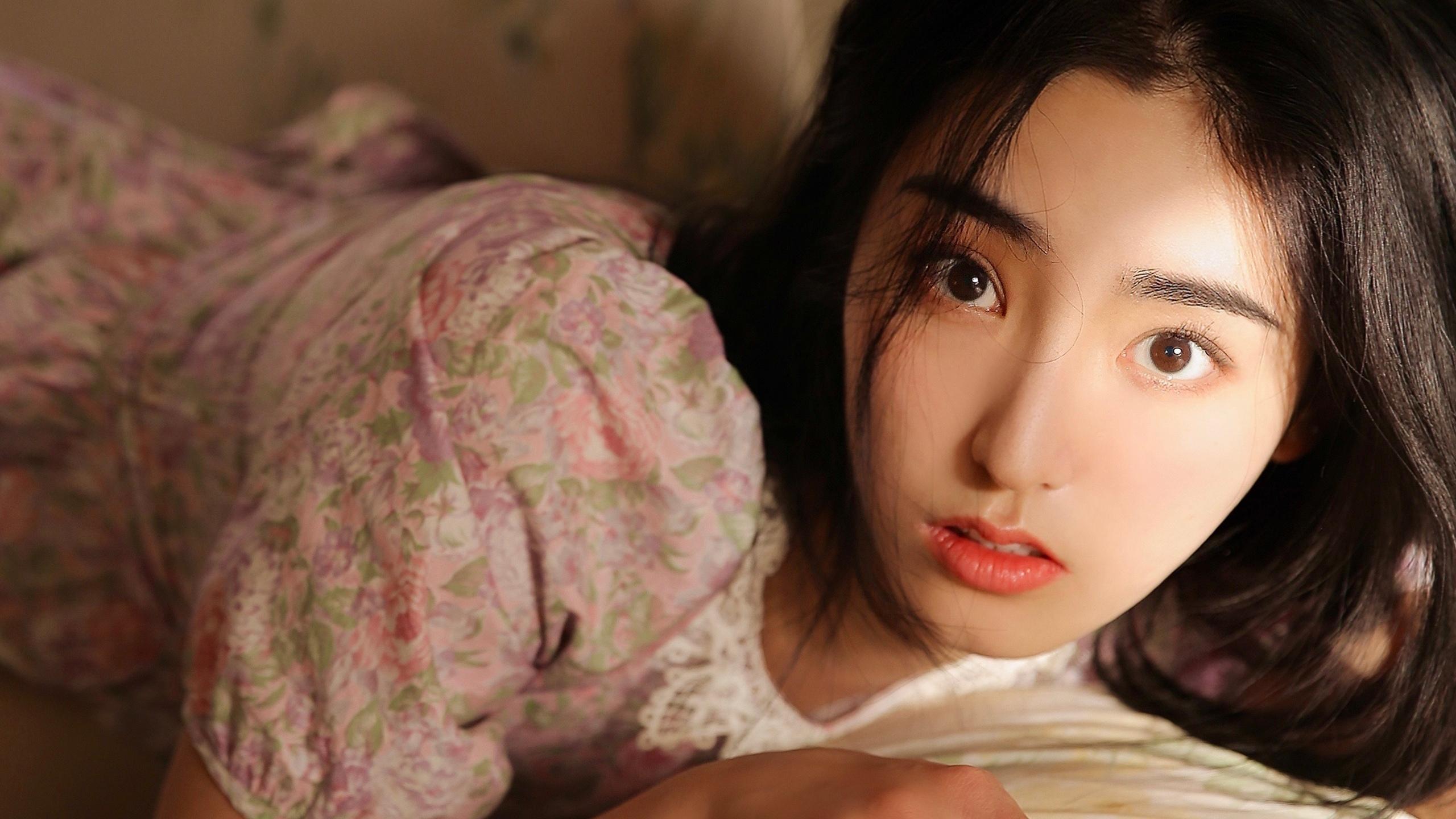美女壁纸迪丽热巴今天也很有霁枫壁纸的动态_美女照片