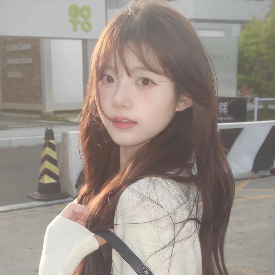 国语自产拍精品香蕉在线播放美女头像