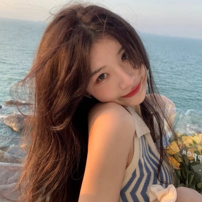 美发女生发型人像_美女头像真人头像高冷