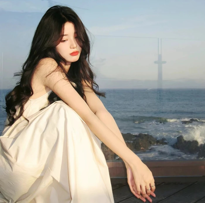 恶魔少爷，你够了！美女图片微信头像真人