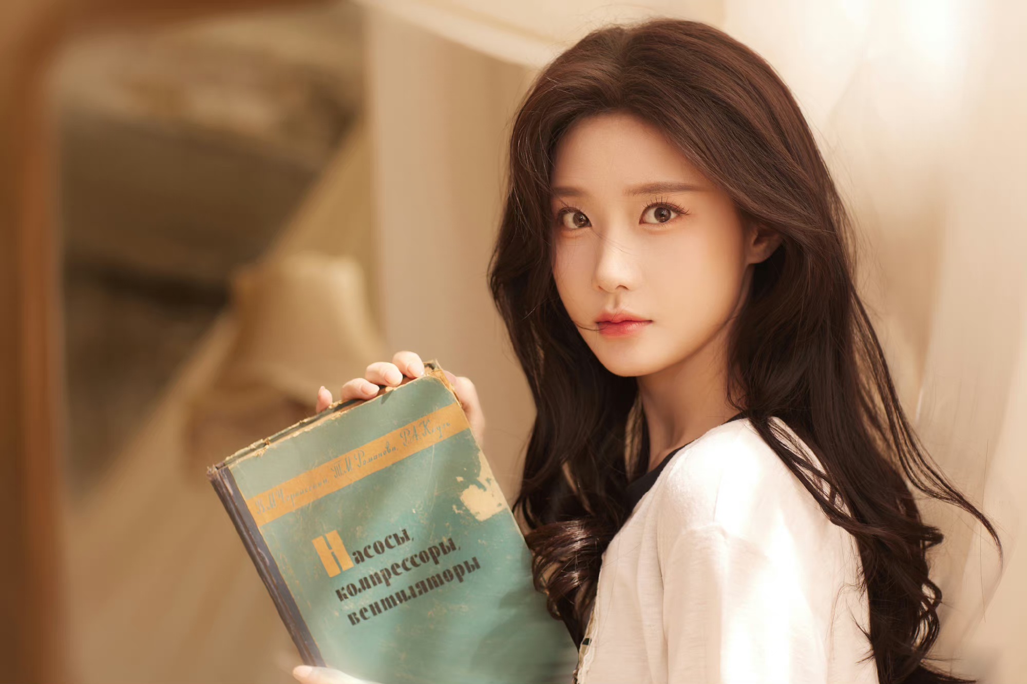 妇女节唯美感女神元素_美女头像