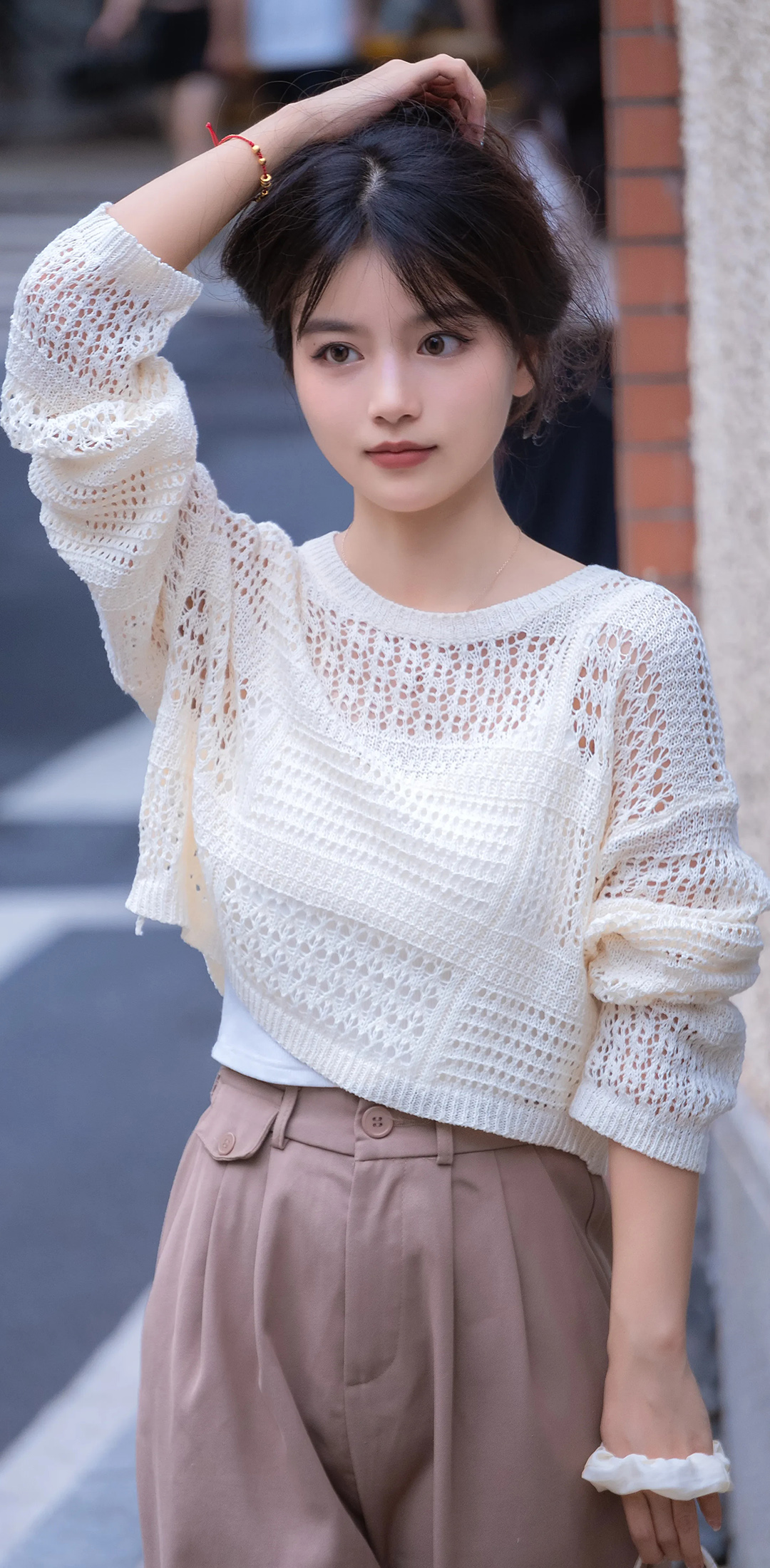街道自然美女孩正装照片垂直画幅美青少年夏天户外化妆用品_美女头像真人头像高清