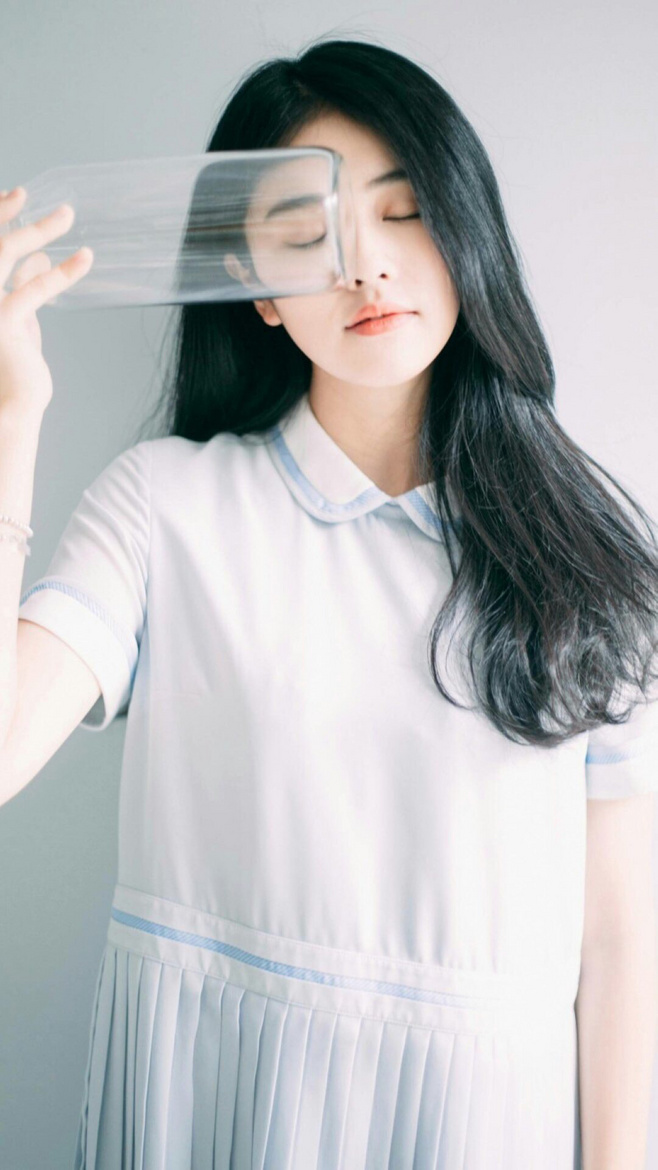 墨茨收集女头真人头像_美女照片游泳写真素材