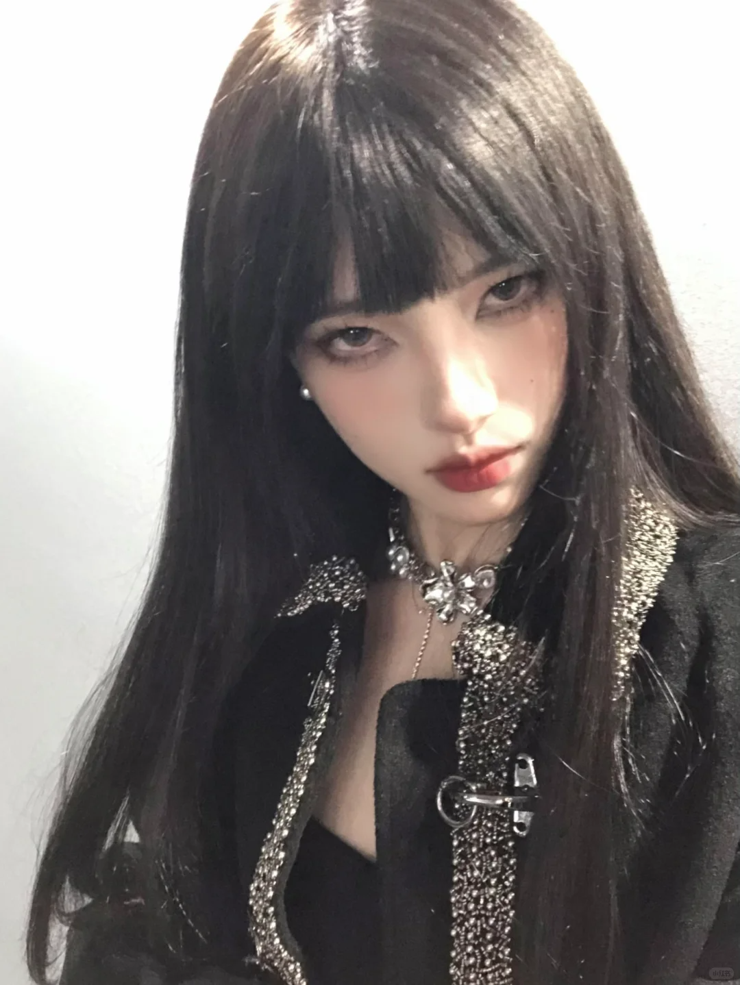年度头像氛围网感照片合集朱林悠来自小红书网页版_美女照片app