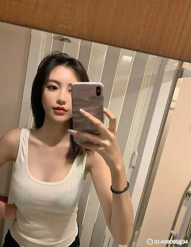 疯狂的麦克斯美女头像动漫