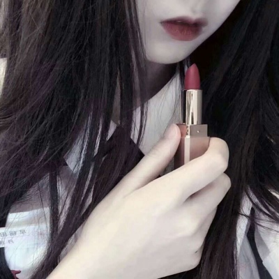 黑色系头像精致干练的短发无法复制的美今日头条_美女头像真人侧脸