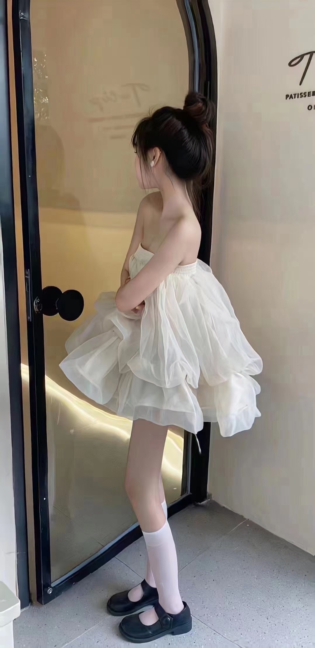新娘子的绿色帽子真大顶_新娘未满ESCAPE - 美女唯美