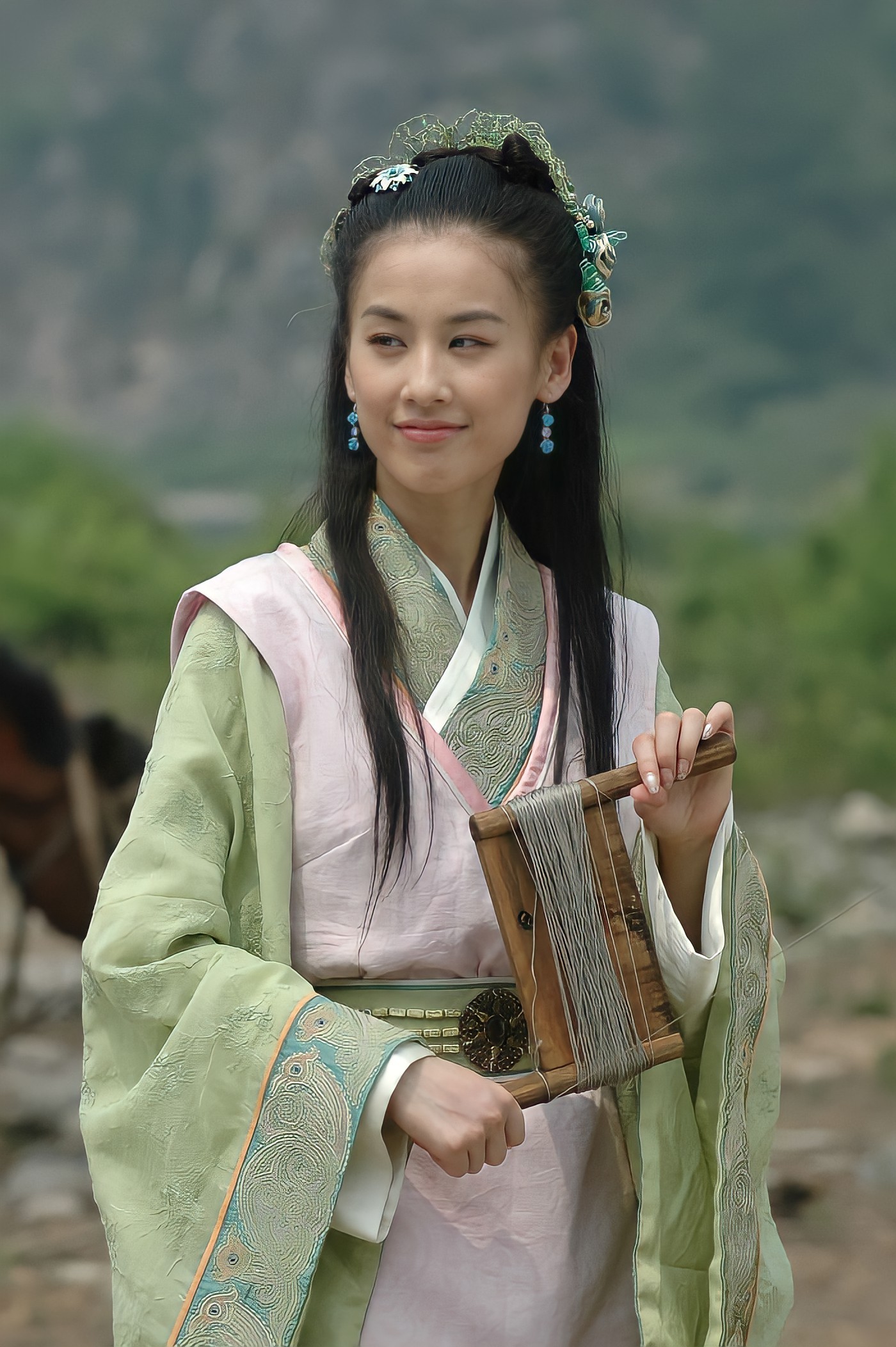 美女壁纸手机壁纸_美女自拍