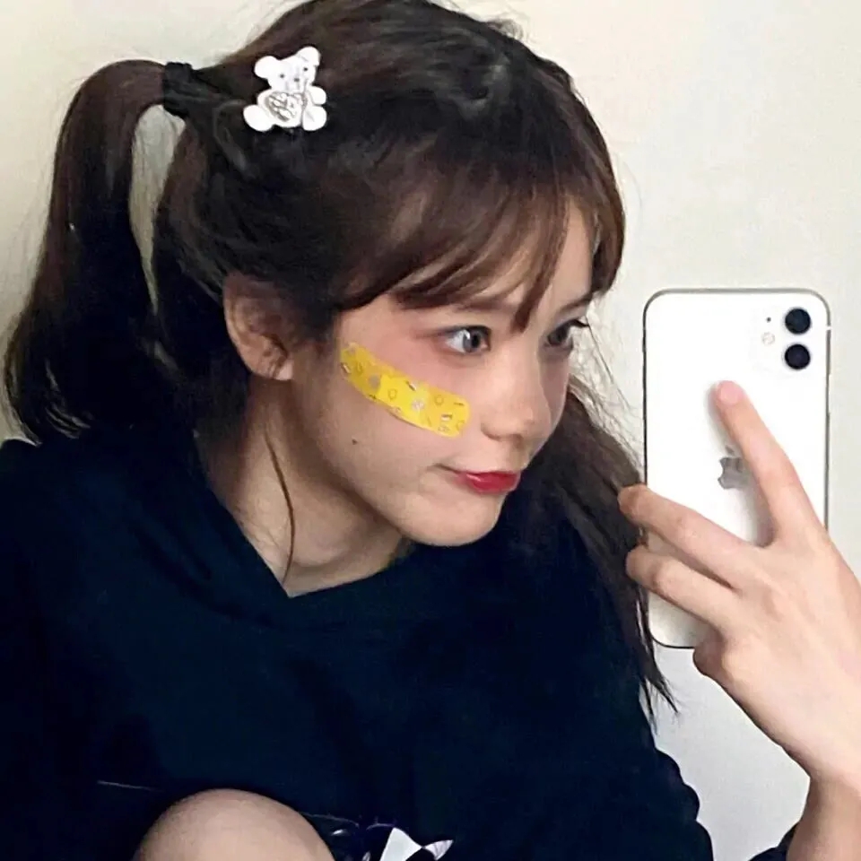 美女自拍_美女头像甜美卡通