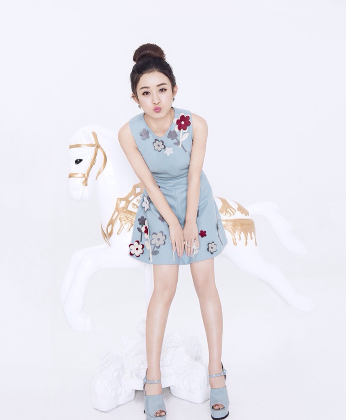 美女壁纸_美女头像甜美可爱