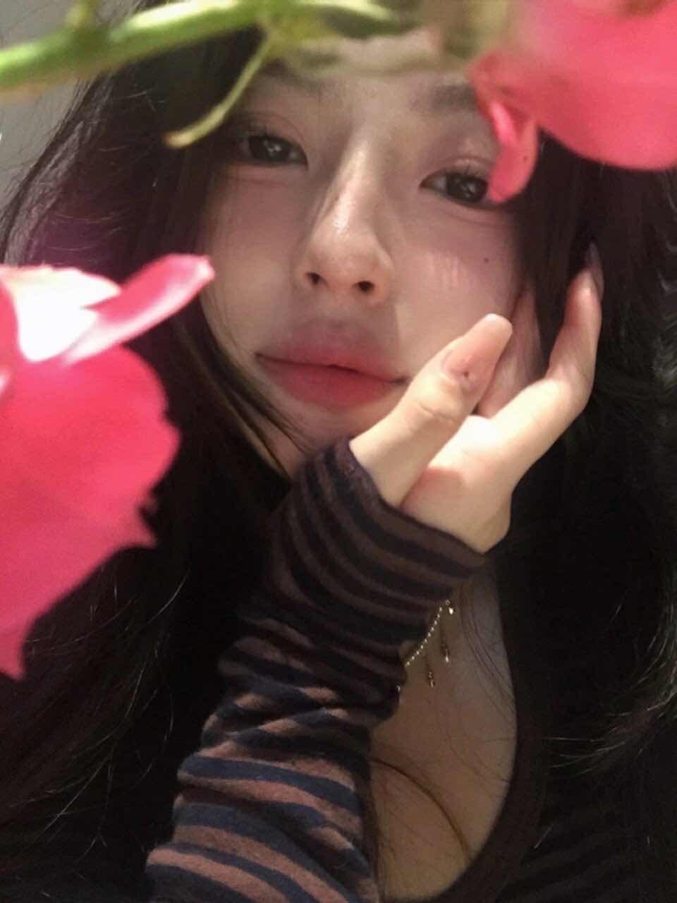 美女头像一个人_美女头像