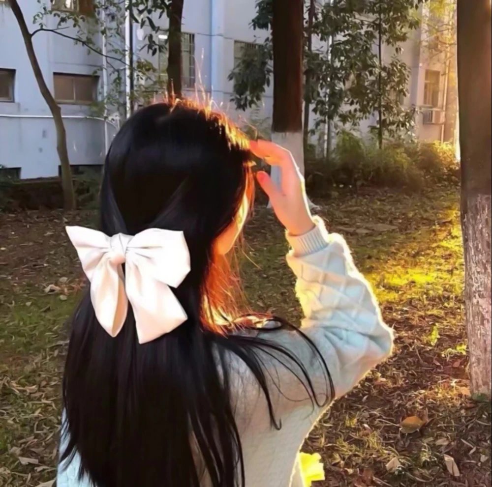 美女图片微信头像侧脸_美女头像动漫