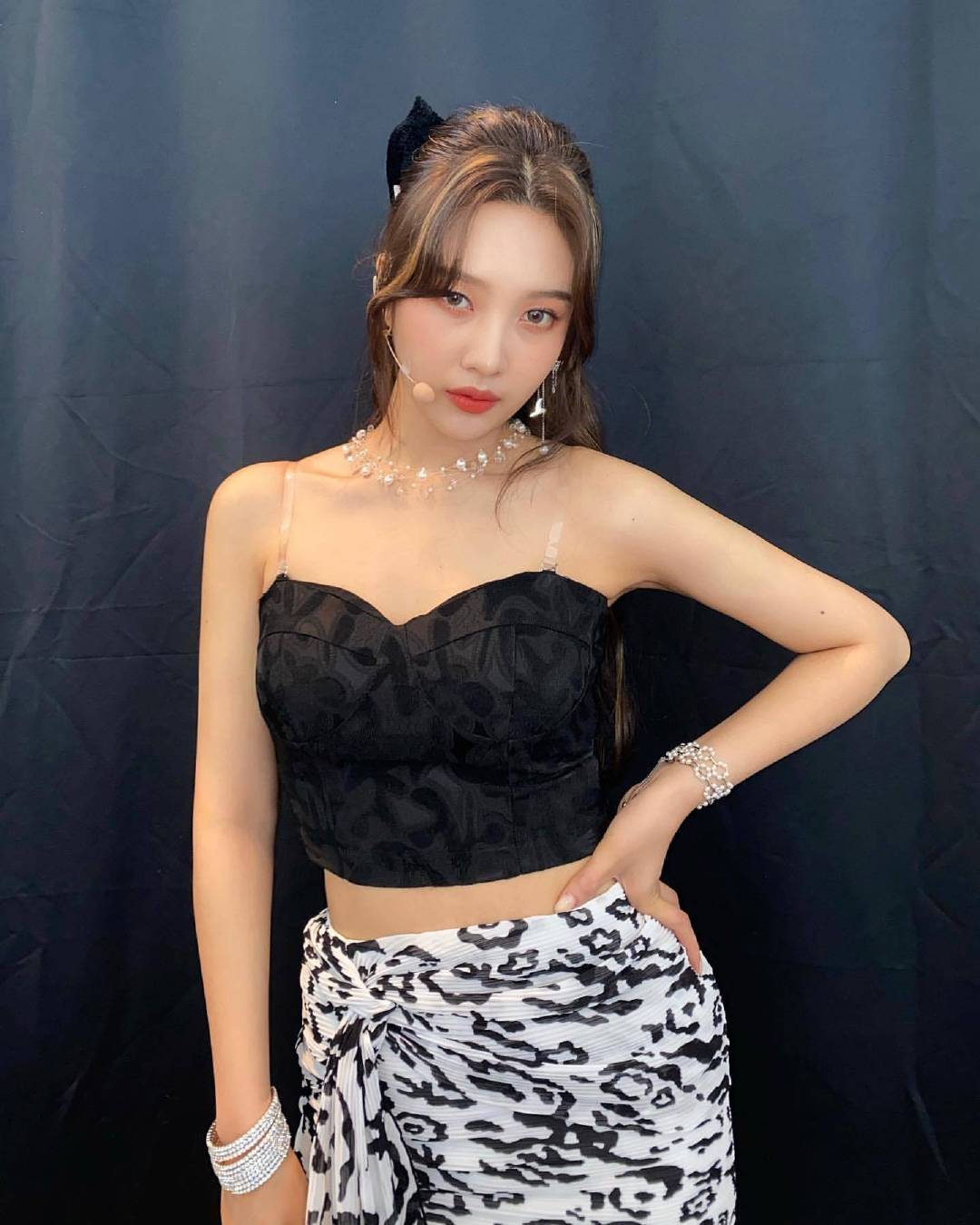 美女照片游泳壁纸_美女照片app