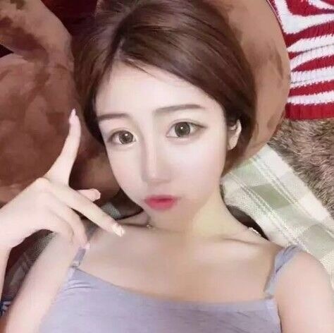 美女照片背影侧面唯美_美女照片侧脸好看头像