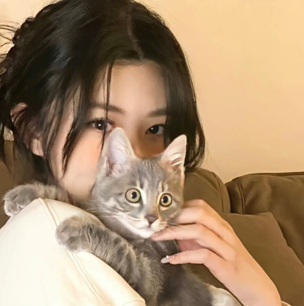 美女头像真人很吸引人_美女壁纸图片2025最新款