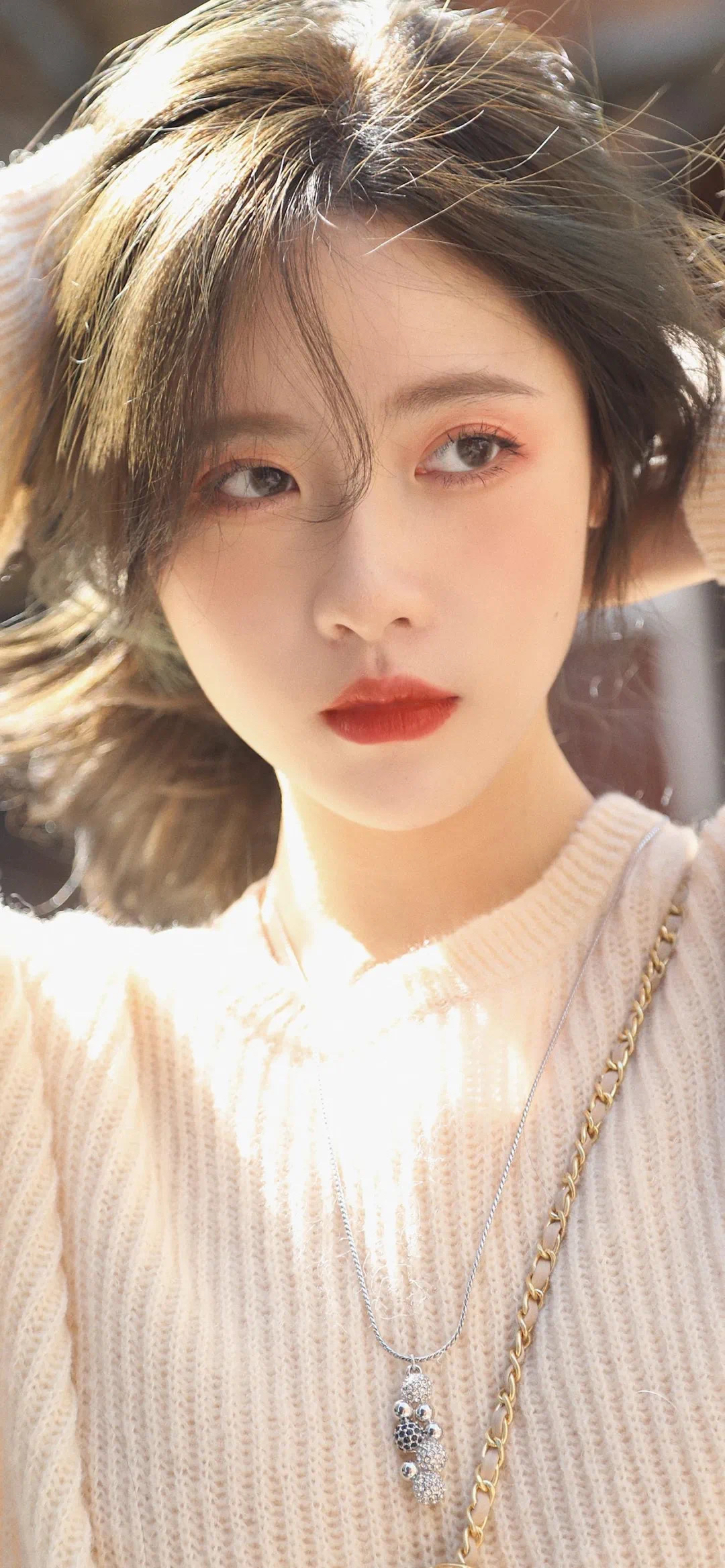 美女壁纸ins电脑_美女图片微信头像背影酷霸气