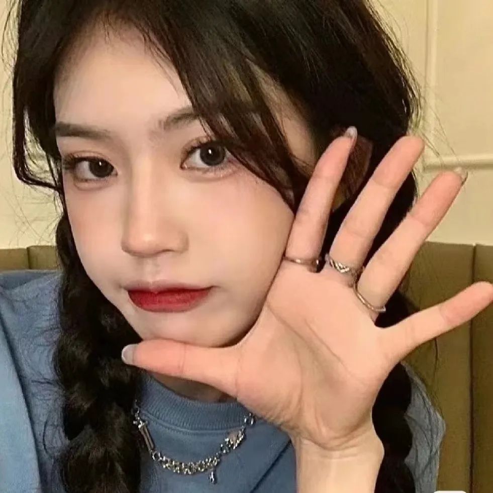美女头像甜美_美女壁纸图片2025最新款
