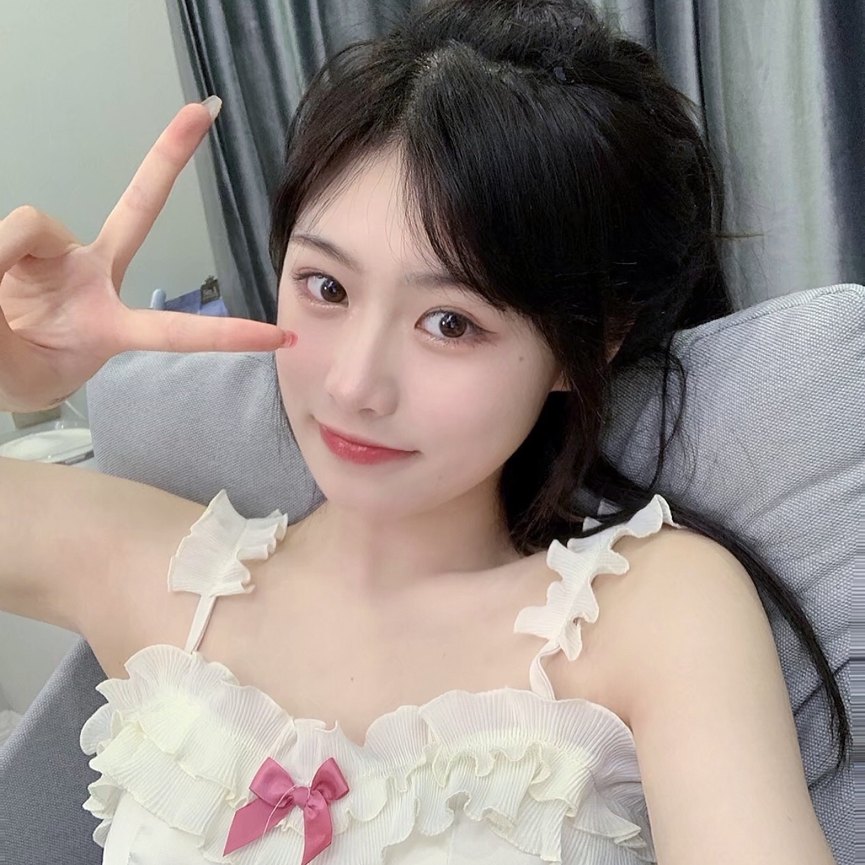 美女头像一个人_美女头像图片真人