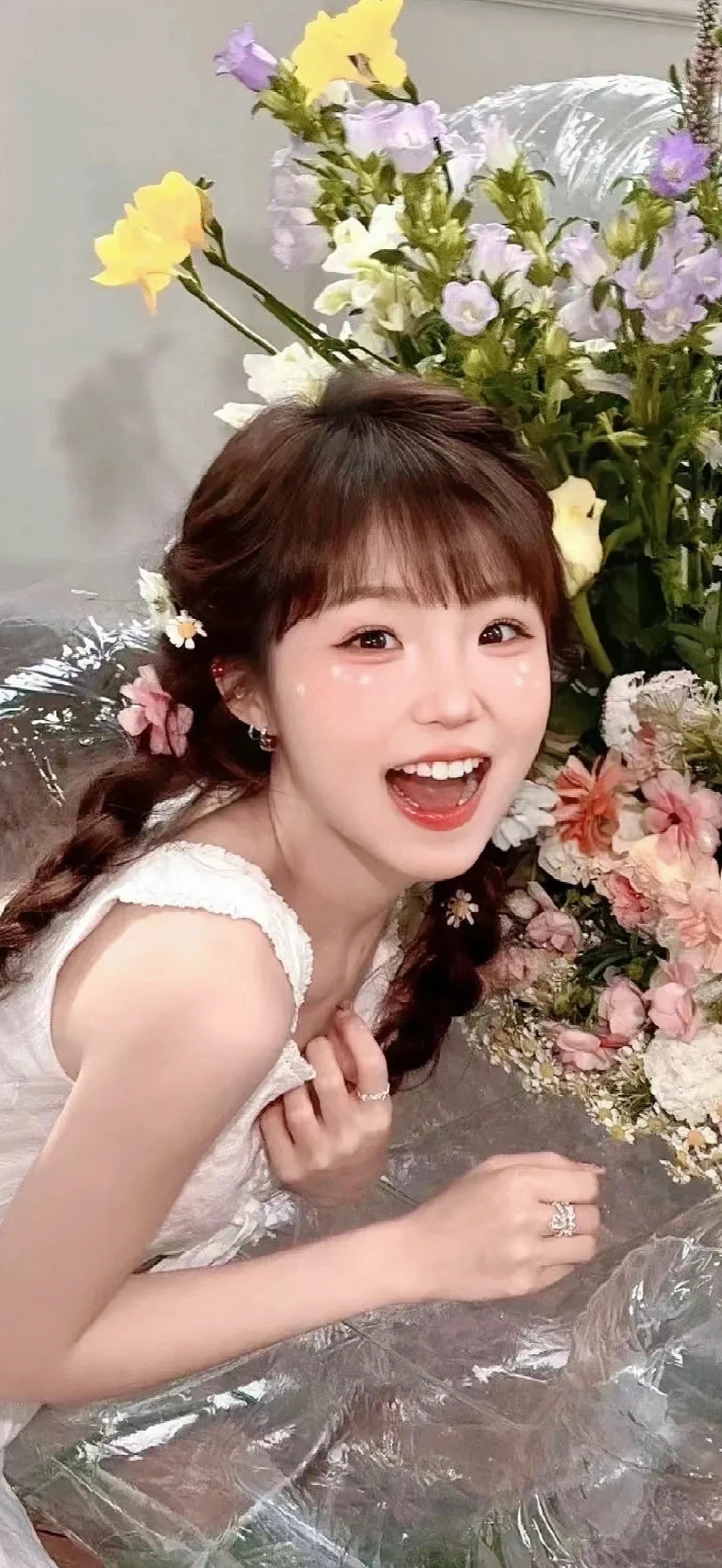 工棕号小田田美女壁纸小甜甜美女壁纸_美女头像