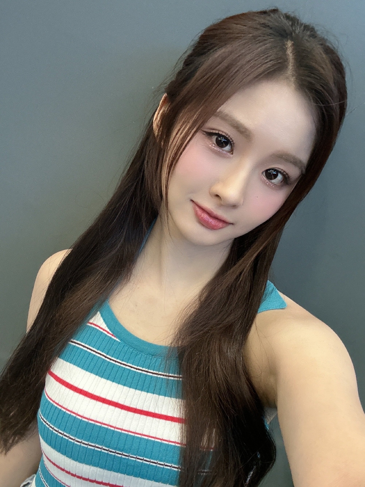 表姐你好嘢！4之情不自禁美女图片微信头像真人背影
