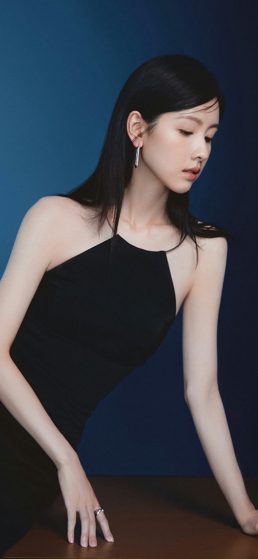 美发广告模特人像图片_美女图片微信头像
