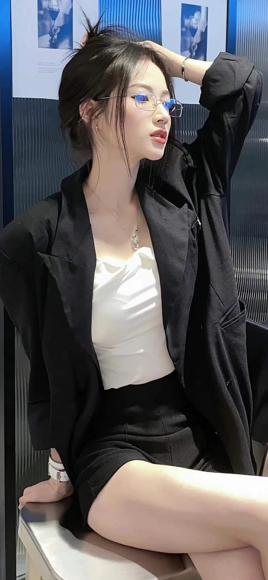 美女壁纸手机壁纸_美女图片微信头像