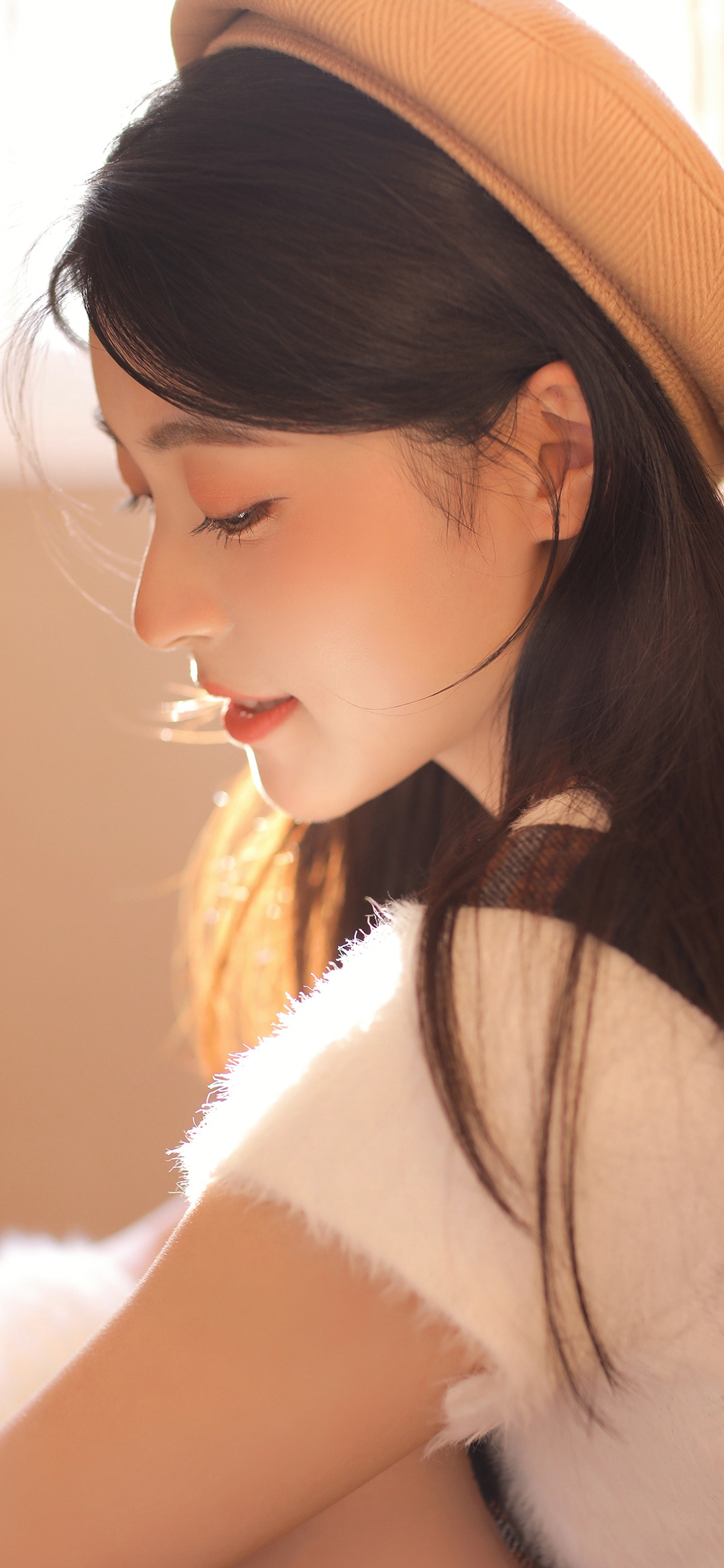人像绘画_美女照片手机挡脸头像