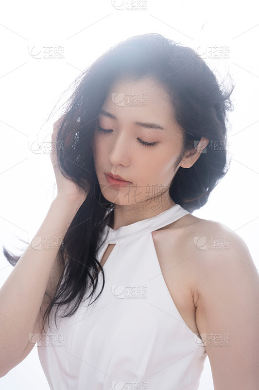 服饰女装产品展示时尚转场主图视频_美女壁纸手机壁纸图片身材养眼