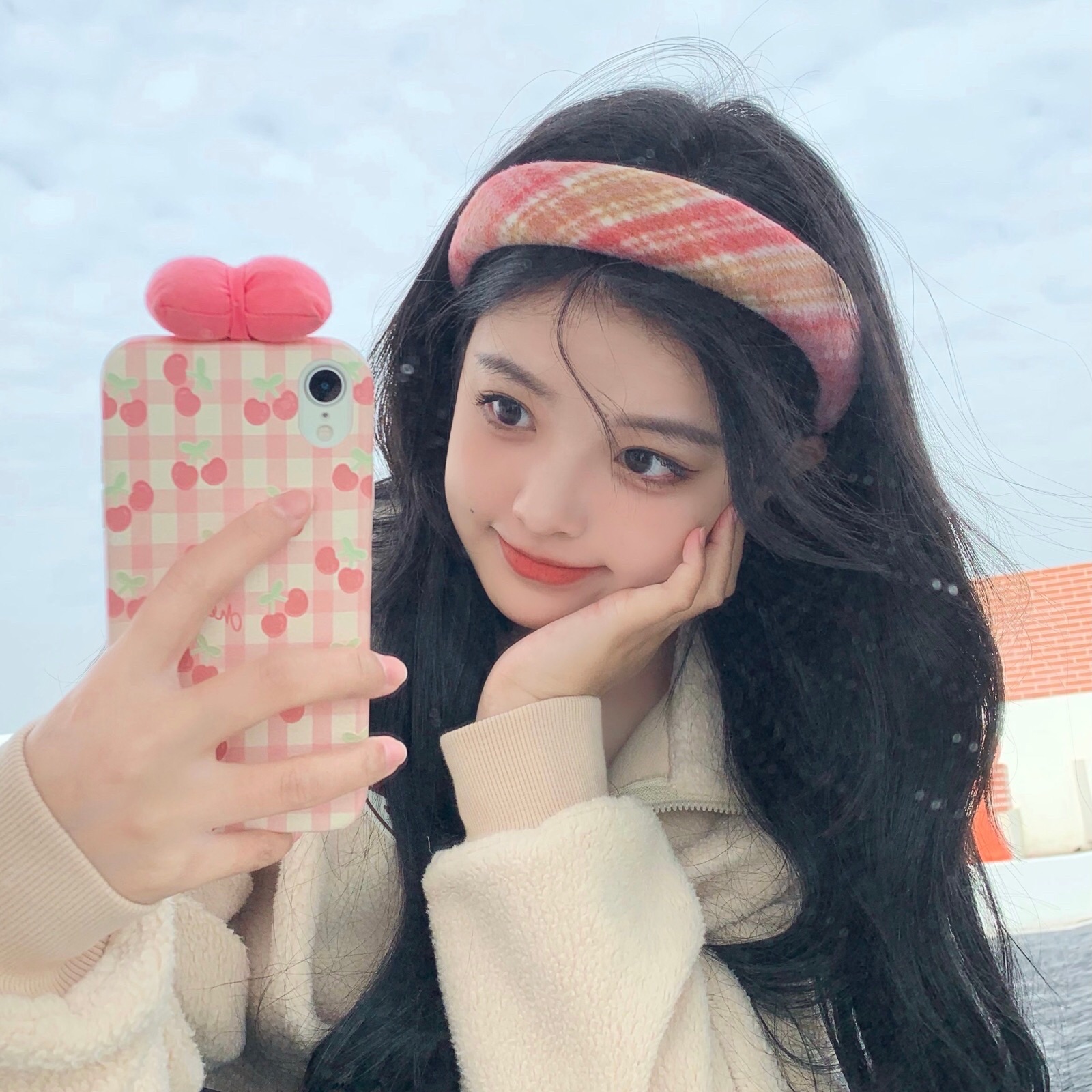 氛围感女生头像小沫沫来自小红书网页版_美女照片手机挡脸头像