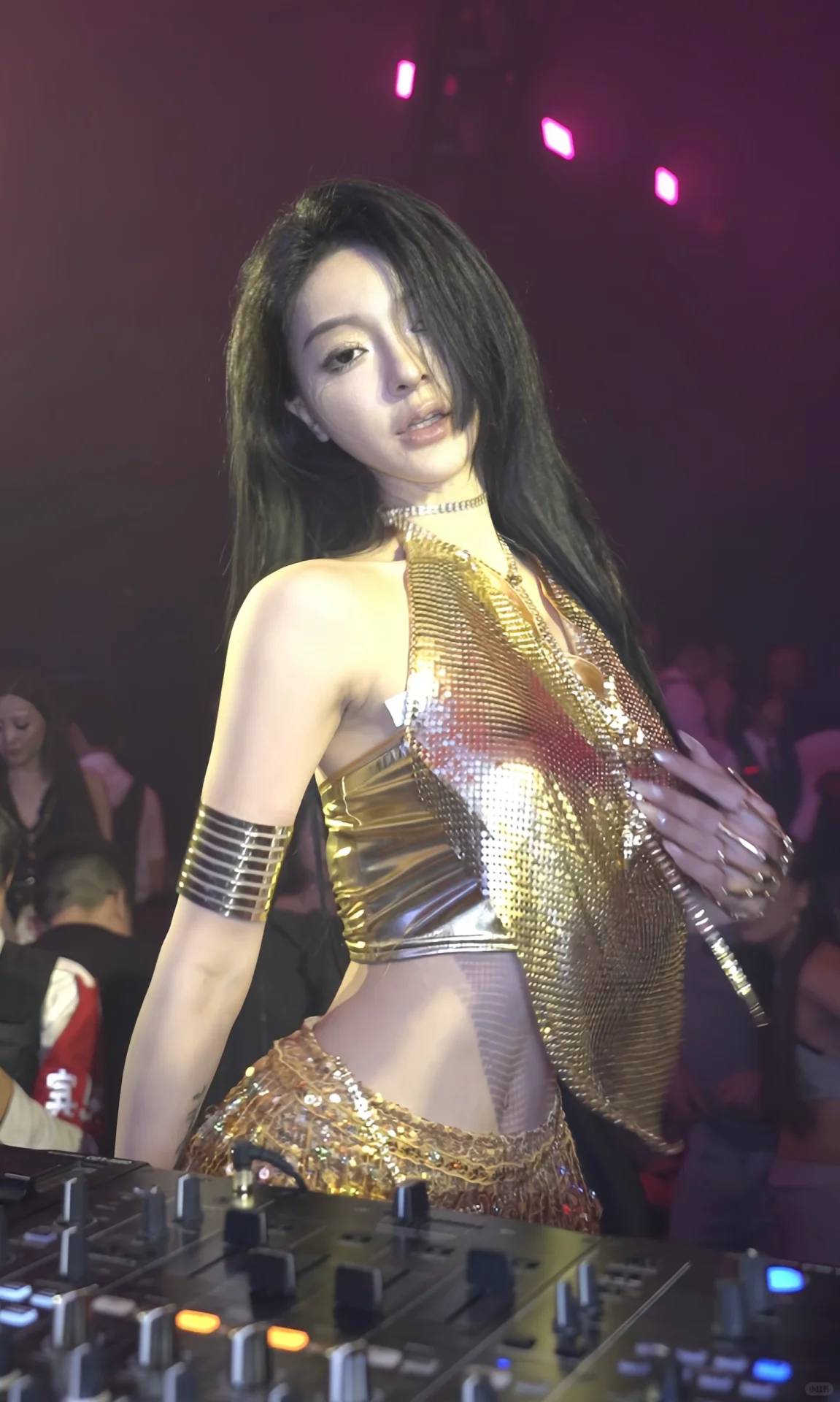 方人的背景_美女头像真人